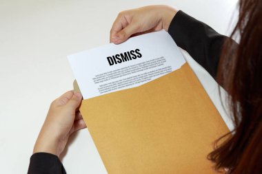 Artık anımsatma belgeyi mektup zarfı açmadan işkadını - 