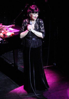 Rus-Gürcü şarkıcı Nani Bregvadze, Moskova.