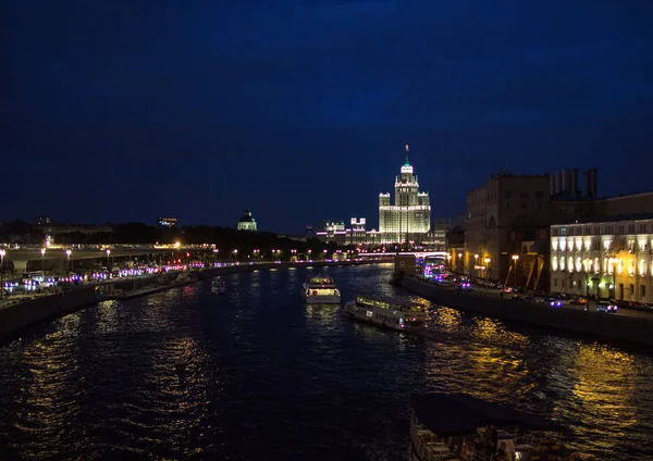 2017 Moskva Ryssland Moskvas Stadsbilden Ikväll Sevärdheterna Moskva Med Floden — Stockfoto