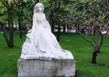 2008.04.02, Paris, Fransa. Anıt Park George Sand için. Paris gezileri.