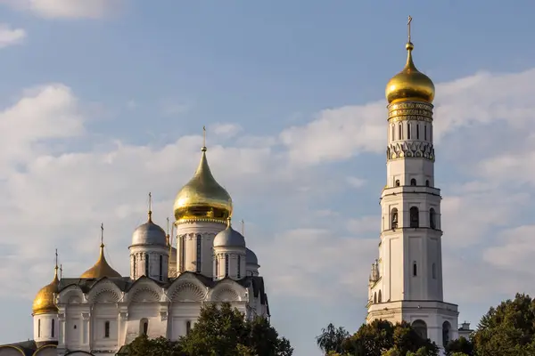 2019 Moscú Rusia Conjunto Arquitectónico Del Kremlin Día Soleado Las — Foto de Stock