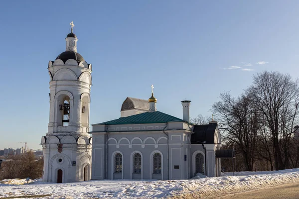 2019 Μόσχα Ρωσία Καμπαναριό Κοντά Από Την Εκκλησία Voznesenskaya Στο — Φωτογραφία Αρχείου