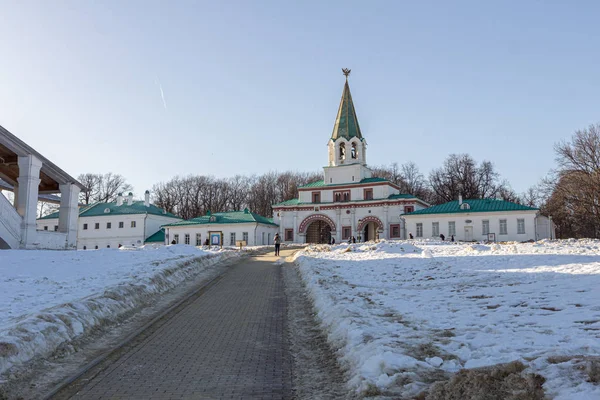 2019 Moscovo Rússia Porta Dianteira Portão Principal Corte Real Parque — Fotografia de Stock