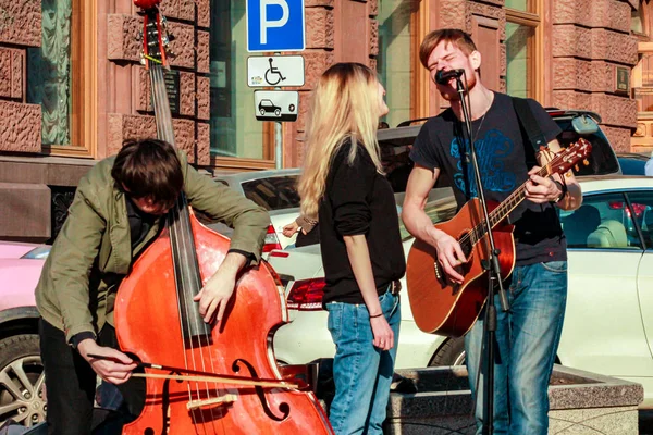 2015 Mosca Russia Musicisti Strada Primavera Trio Band Giovani Artisti — Foto Stock