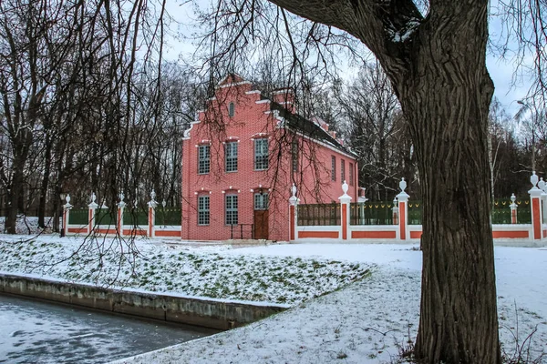Olasz Ház Kuskovói Homestead Palotánál Télen Moszkvában Oroszországban Elmosódás Gabonahatás — Stock Fotó