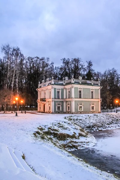 Olasz Ház Kuskovói Homestead Palotánál Télen Moszkvában Oroszországban Elmosódás Gabonahatás — Stock Fotó