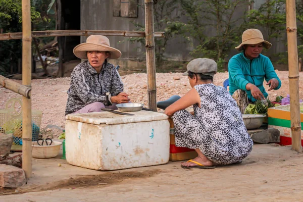 2015 Phan Thiet Vietnam Vietnamese Doing Everyday Business — Stock Photo, Image