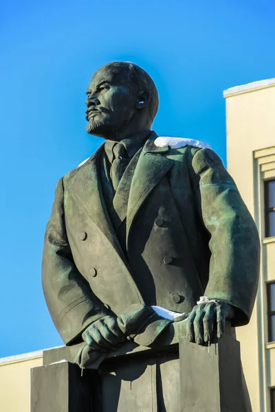 2012 Minsk Belarus Statue Politician Ussr Vladimir Lenin Central Square — Stock Photo, Image
