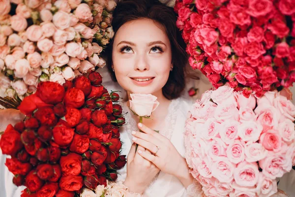 Álmodik Fiatal Virágok Aromaterápia — Stock Fotó