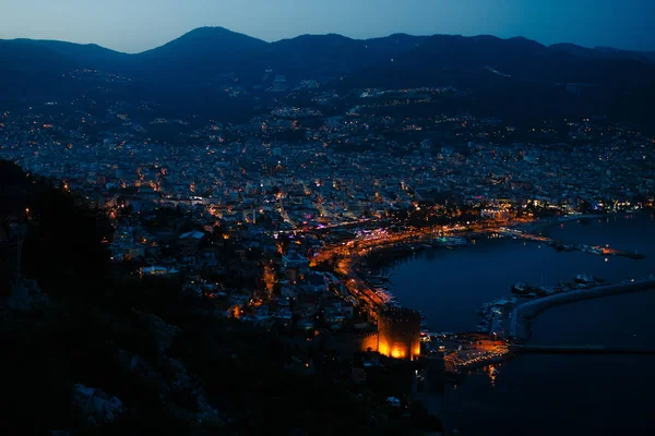 Kızıl Kule kule Alanya Yarımadası'nda, Antalya bölgesinde, Türkiye, Asya. Ünlü turizm hedef.