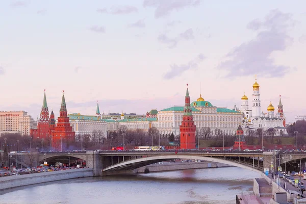 모스크바 크렘린 상공에서의 — 스톡 사진