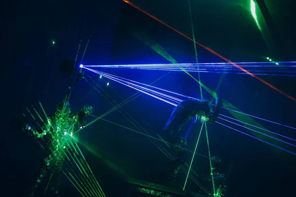 Party Bei Disco Und Fantastischer Lasershow — Stockfoto