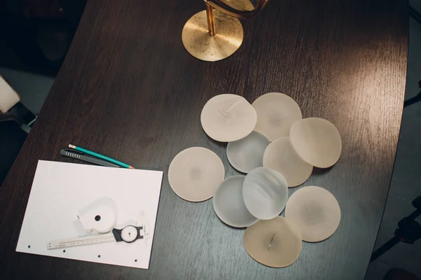 Silikon implantlar klinik tablo