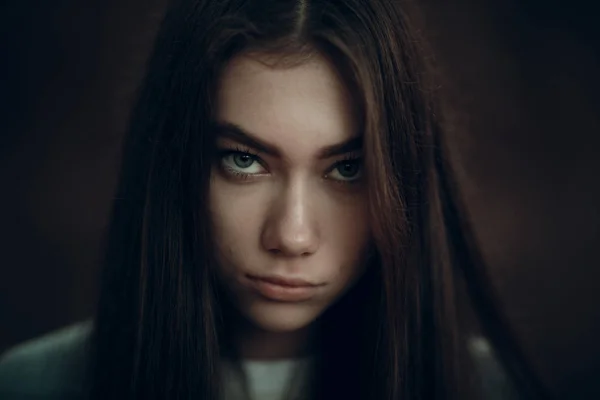 Портрет Красивої Молодої Дівчини — стокове фото