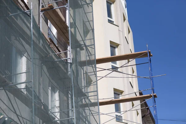 Ponteggi Edificio Nella Città — Foto Stock