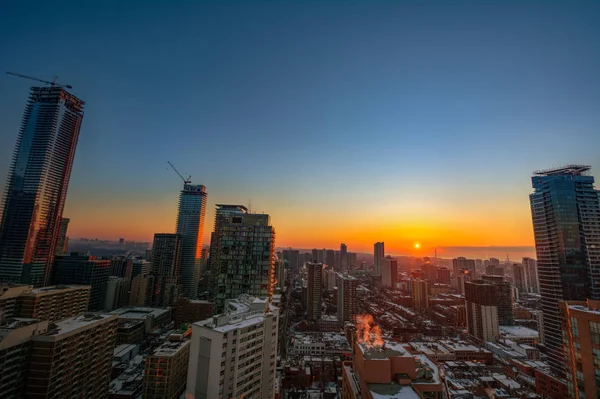 Východ v Torontu, Kanada — Stock fotografie