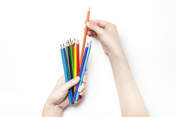 цветной карандаш
