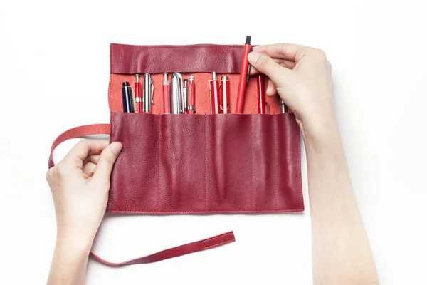 Um bolso de lápis de couro — Fotografia de Stock
