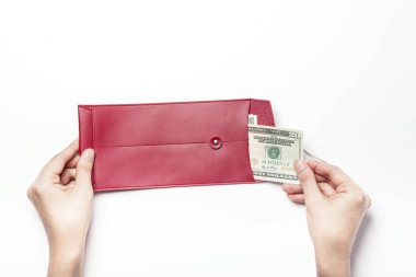 Kırmızı zarf holding
