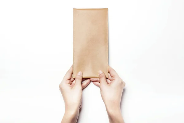 Tenir une enveloppe — Photo