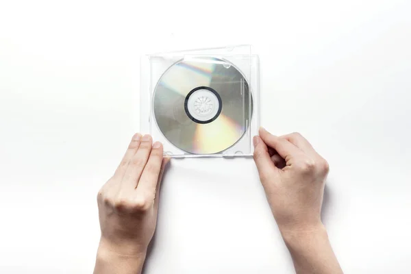 Sosteniendo un cd — Foto de Stock