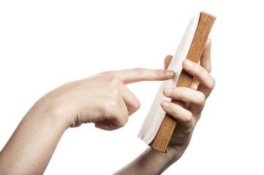 vintage bir kitap el kavrama