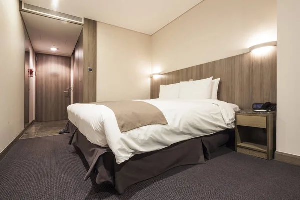 Modern Luxe Hotelkamer — Stockfoto