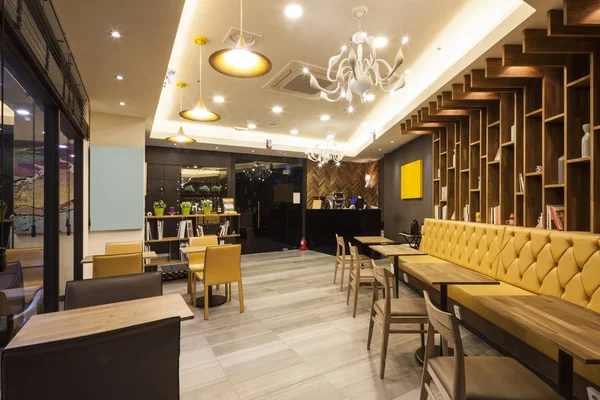 modern ve klasik otel kafe