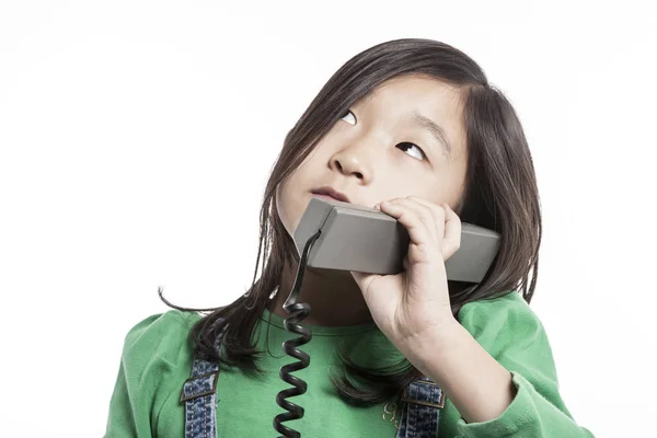 Niña Hablando Por Teléfono Retro —  Fotos de Stock