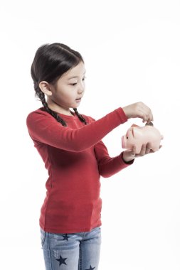 para tasarrufu şirin Asyalı kız.