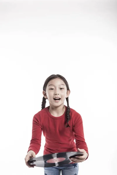 Ασιατικό Χαριτωμένο Κορίτσι Που Κρατά Ένα Βινύλιο — Φωτογραφία Αρχείου