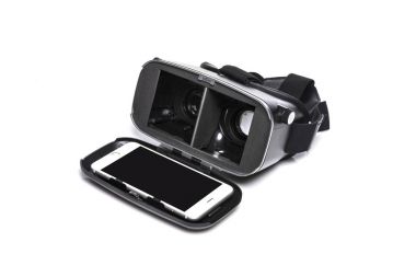 akıllı telefon izole beyaz arka plan üzerinde siyah sanal reality(Vr) kask