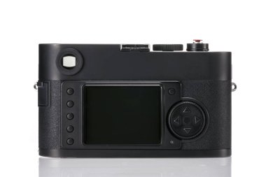 Beyaz arka planda siyah Rf kamera.