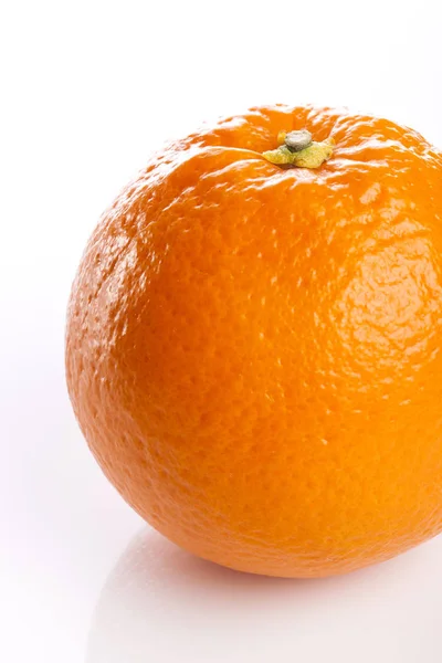 Świeża Pomarańcza Białym Tle — Zdjęcie stockowe