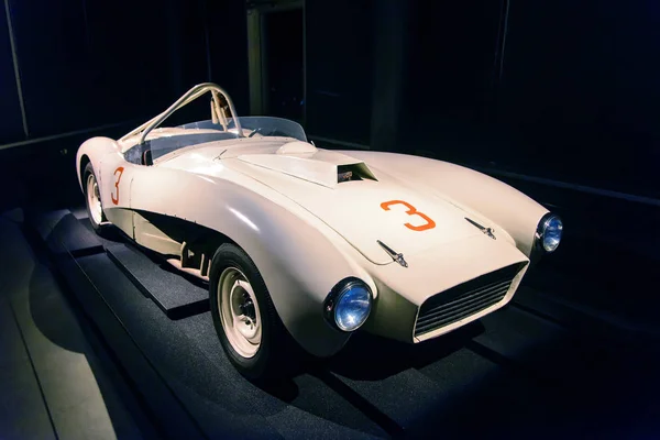 Car Museum, Riga, Latvia - December 30.2016: old racing car zil — Stock Photo, Image