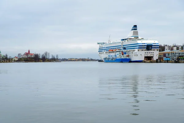 Crucero grande Helsinki Finlandia — Foto de Stock