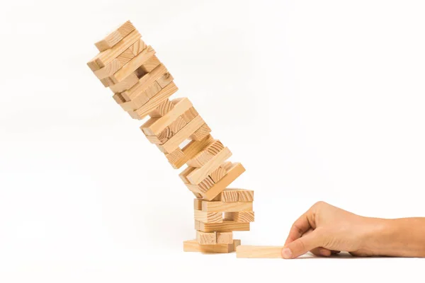 Jenga Kulesi daraltır