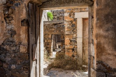 Spinalonga kale daha sonra kalıntıları cüzam kolonisi.