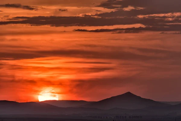 Bela Paisagem Com Grande Pôr Sol Sobre Colinas Dobrogea Roménia — Fotografia de Stock