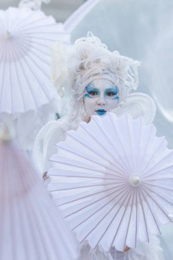 Bükreş, Romanya - 14 Temmuz 2018 Fransa, B-Fit Uluslararası Sokak Tiyatrosu Festivali, tarihi merkez