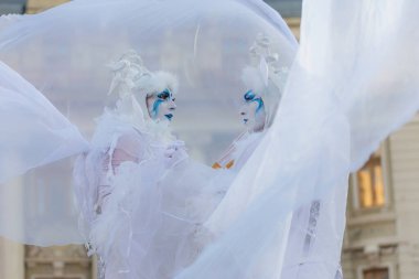 Bükreş, Romanya - 14 Temmuz 2018 Fransa, B-Fit Uluslararası Sokak Tiyatrosu Festivali, tarihi merkez