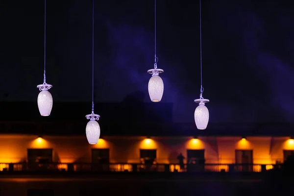 Gyönyörű Díszlámpák Sötétkék Égen Bukarest Románia — Stock Fotó