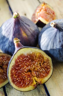 taze incir dilimleri