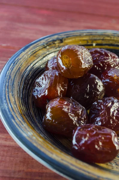 Figs on a plate — Stock Photo, Image