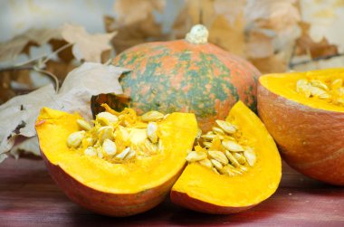 Olgun kabak ve kabak çekirdeği