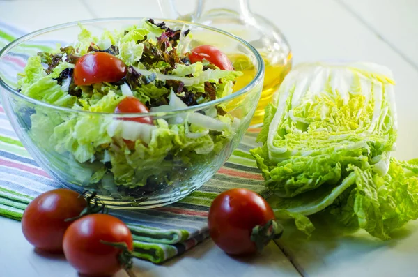 饮食蔬菜沙拉 — 图库照片