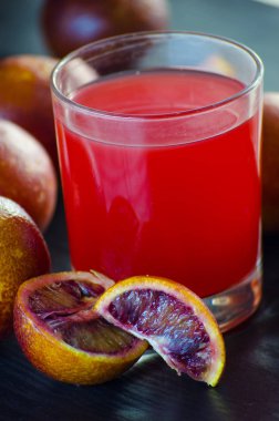 Sicilyalı portakal suyu