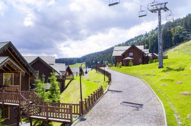 Popüler kayak merkezi Bukovel yaz