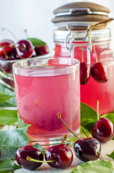 kiraz meyve kompostosu