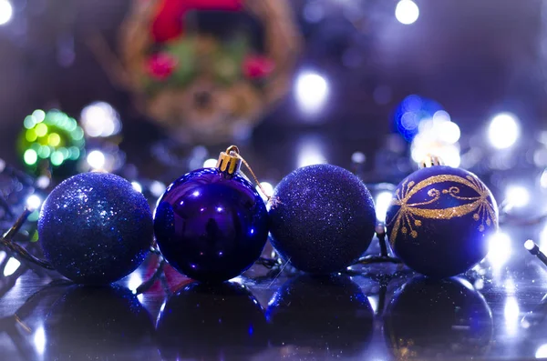 Brinquedos de Ano Novo para a árvore de Natal — Fotografia de Stock